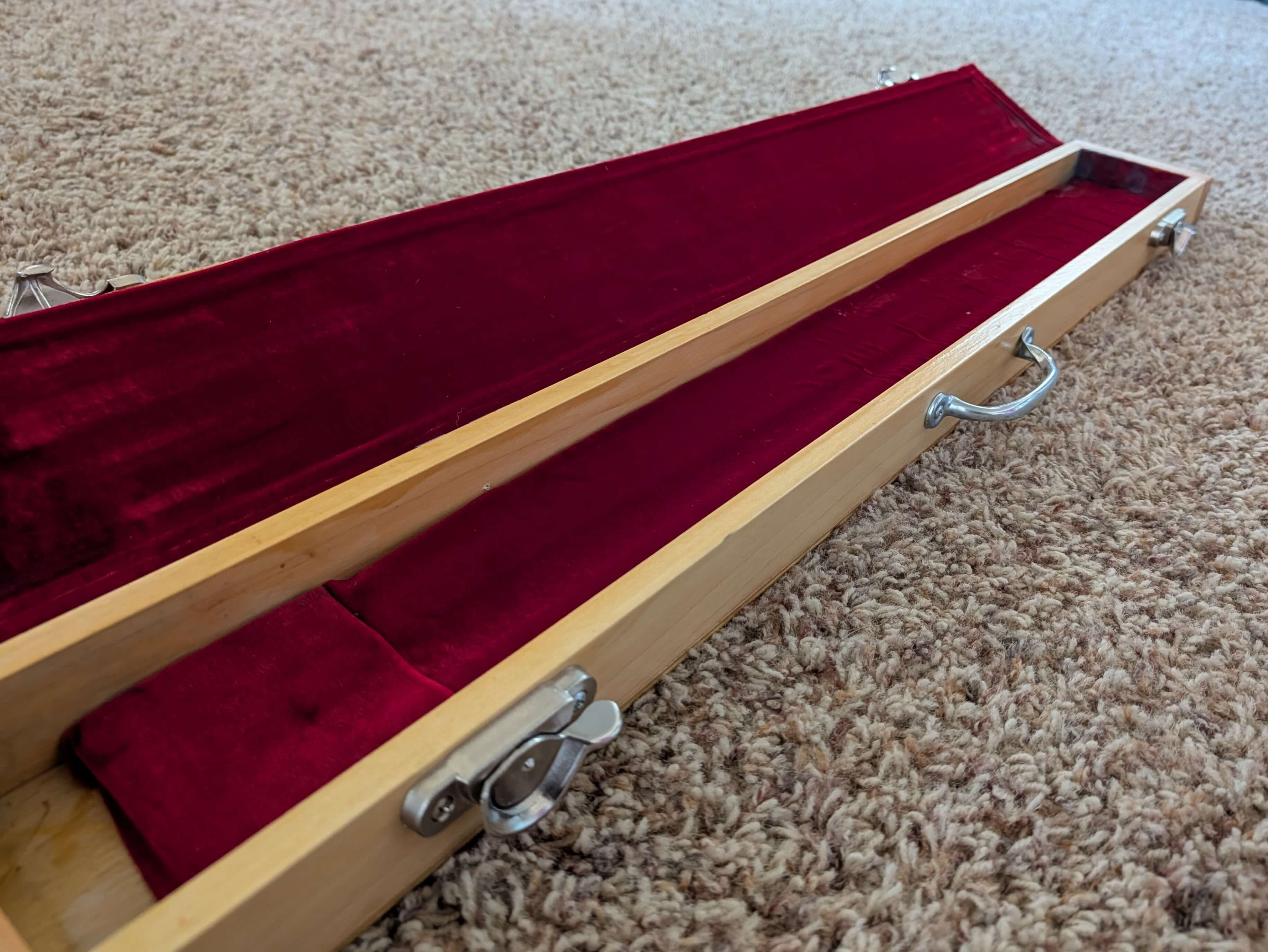 Custom wood carrying case for billiards cues